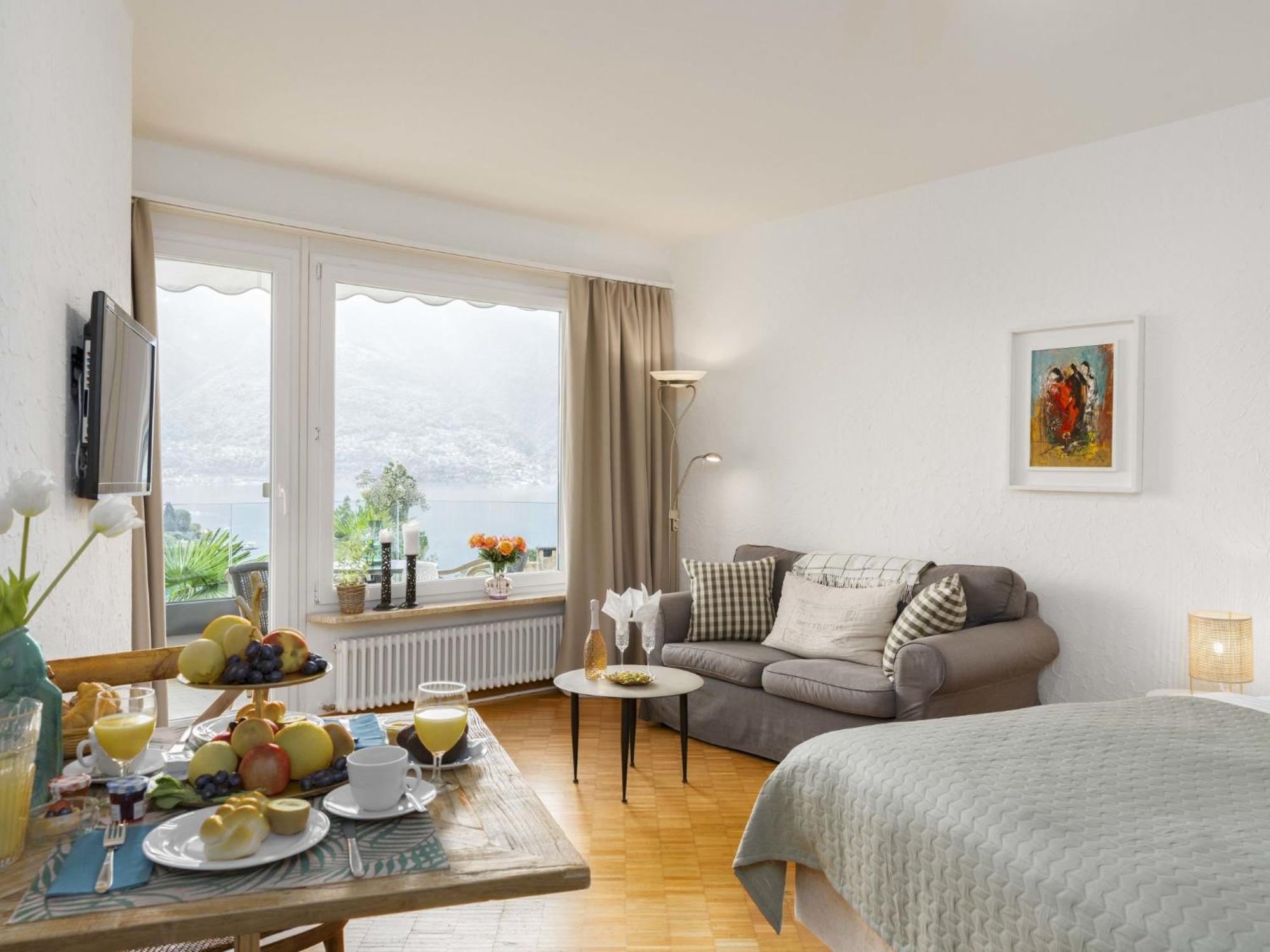 Double Modern-11 By Interhome Apartamento Ascona